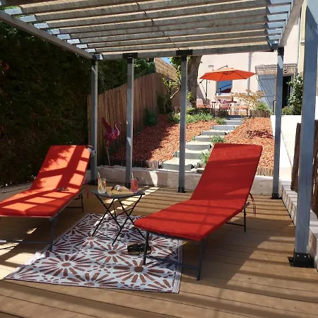 וילה La Petite Maison *
