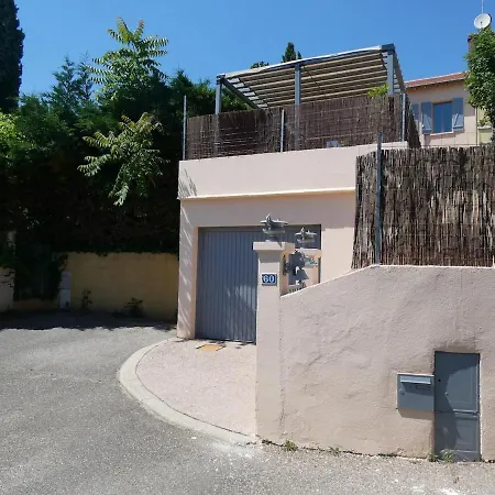 빌라 La Petite Maison Rillieux-la-Pape
